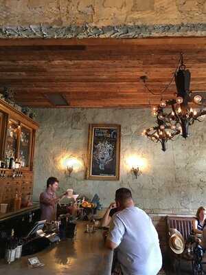 Melrose Umbrella Co.