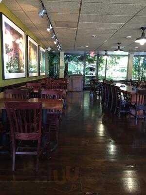 Specialty's Cafe And Bakery