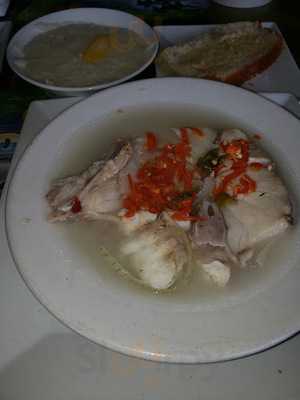 Bahamian Pot Restaurant