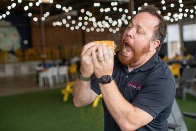 Metropolis Cheesesteaks