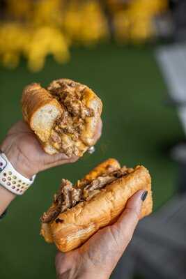 Metropolis Cheesesteaks