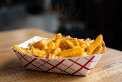 Metropolis Cheesesteaks