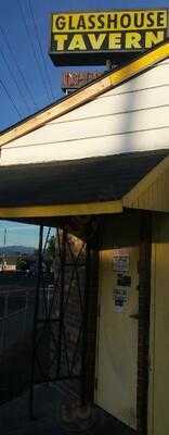Glass House Tavern