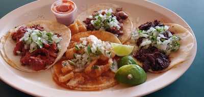 El Taco Azteca