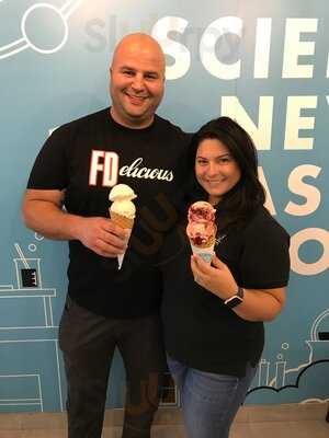 Brain Freeze Nitrogen Ice Cream & Yogurt Lab