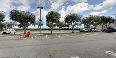 Brain Freeze Nitrogen Ice Cream & Yogurt Lab