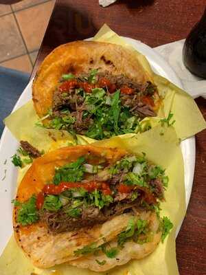 Fernandez Restaurant