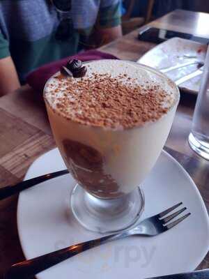 Sapori Napoletani Ristorante E Pizzeria