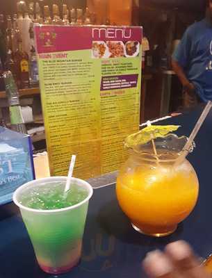 Savannah Island Bar & Grill