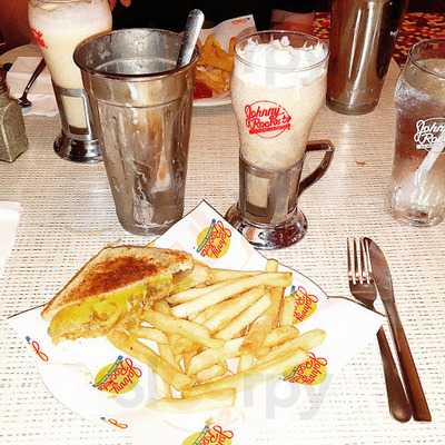 Johnny Rockets River Spirit Casino