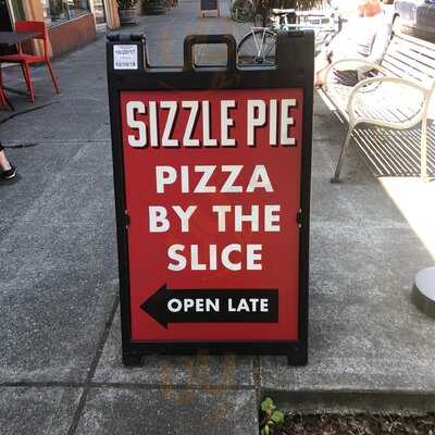 Sizzle Pie