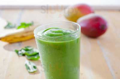 Tropical Smoothie Cafe
