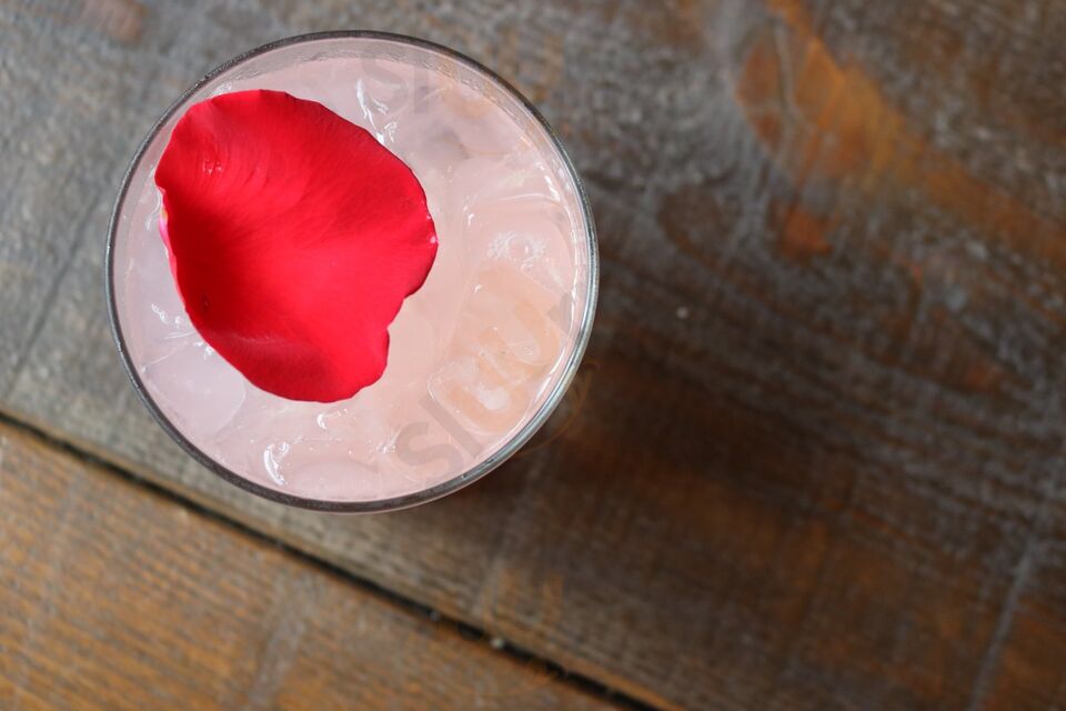 Zurilee Pizza Bar Restaurant