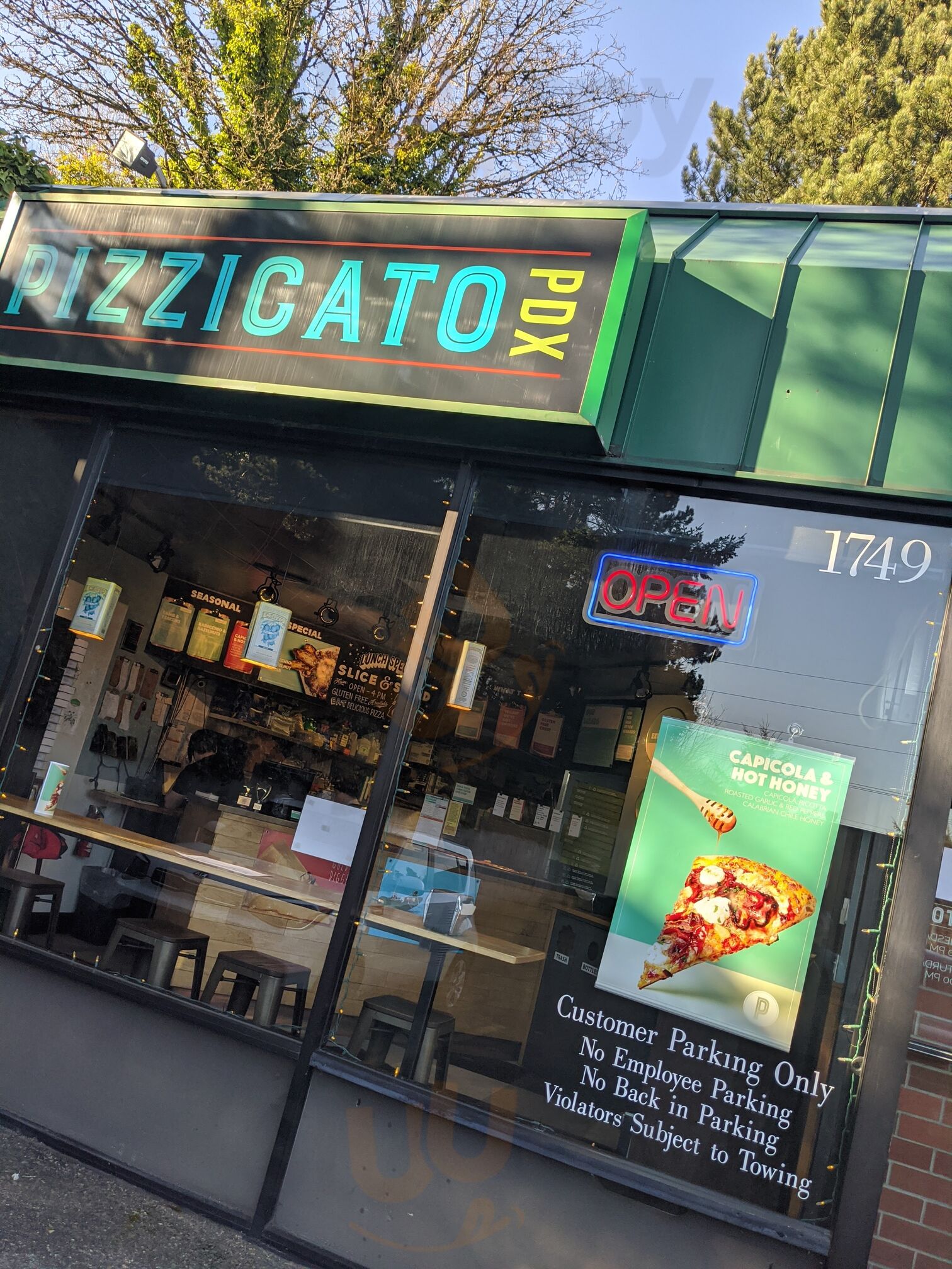 Pizzicato Gourmet Pizza