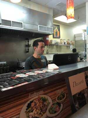 Tony's Pizza And Pasta