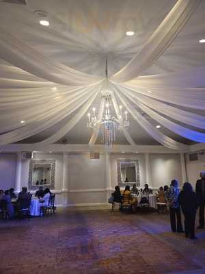 Renaissance At The Gables