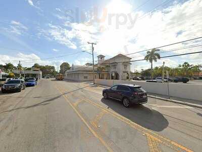 Renaissance At The Gables