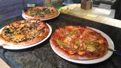 Sammy's Woodfired Pizza & Grill - Flamingo