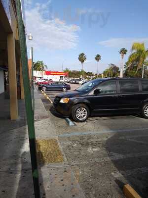 La Villa De Don Pollo