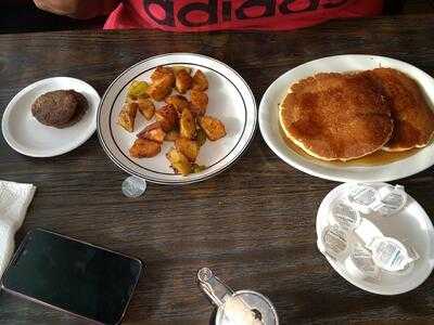 Rosie's Cafe & Grill