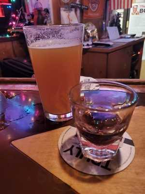 Milo's Sports Tavern