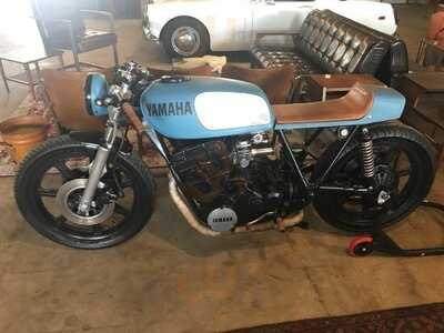 Brothers And Brawlers