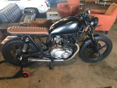 Brothers And Brawlers