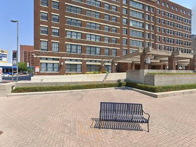 Founder's Square Deli & Cafe