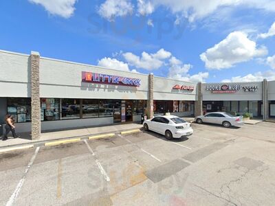 Wing Street Pizza Hut