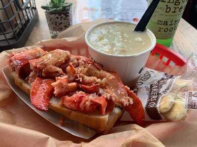 Luke's Lobster Soma