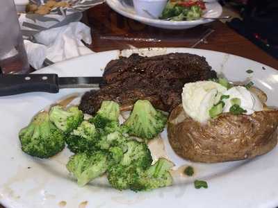 Smokin Bones Cincinnati