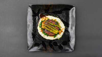 Bentley's Bar And Grill