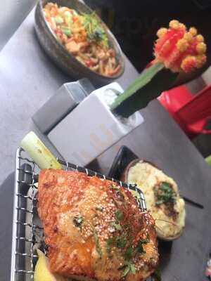 Crudos Fusion Art Restaurant