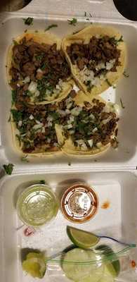 Los Guachos Taqueria