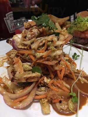 Redtrees Restaurant + Bar