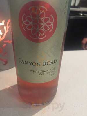 Redtrees Restaurant + Bar