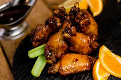 World Famous House Of Mac