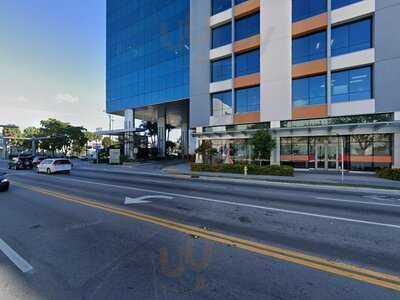 World Famous House Of Mac