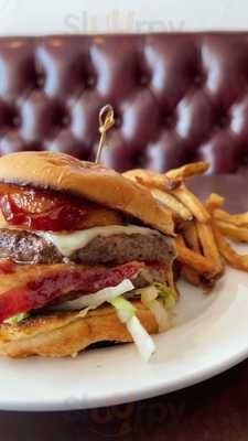 Tap & Burger Belleview Station