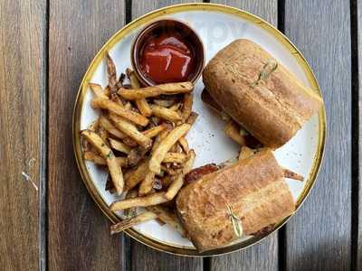 George And Dragon Pub