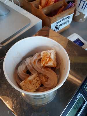 Nectar Frozen Yogurt Lounge