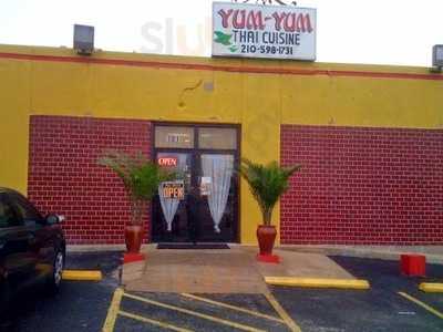 Yum Yum Thai Restaurant
