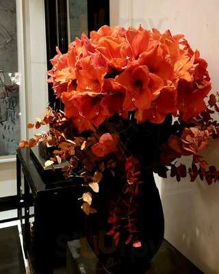 Dowling's At The Carlyle