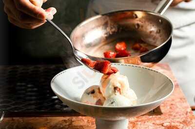 Dowling's At The Carlyle