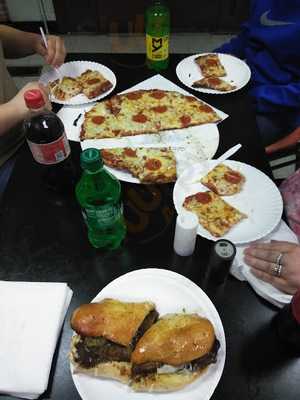 Angilo's Pizza