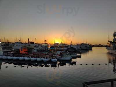 Galley H & M Landing