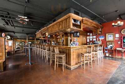 West Midtown Corner Tavern