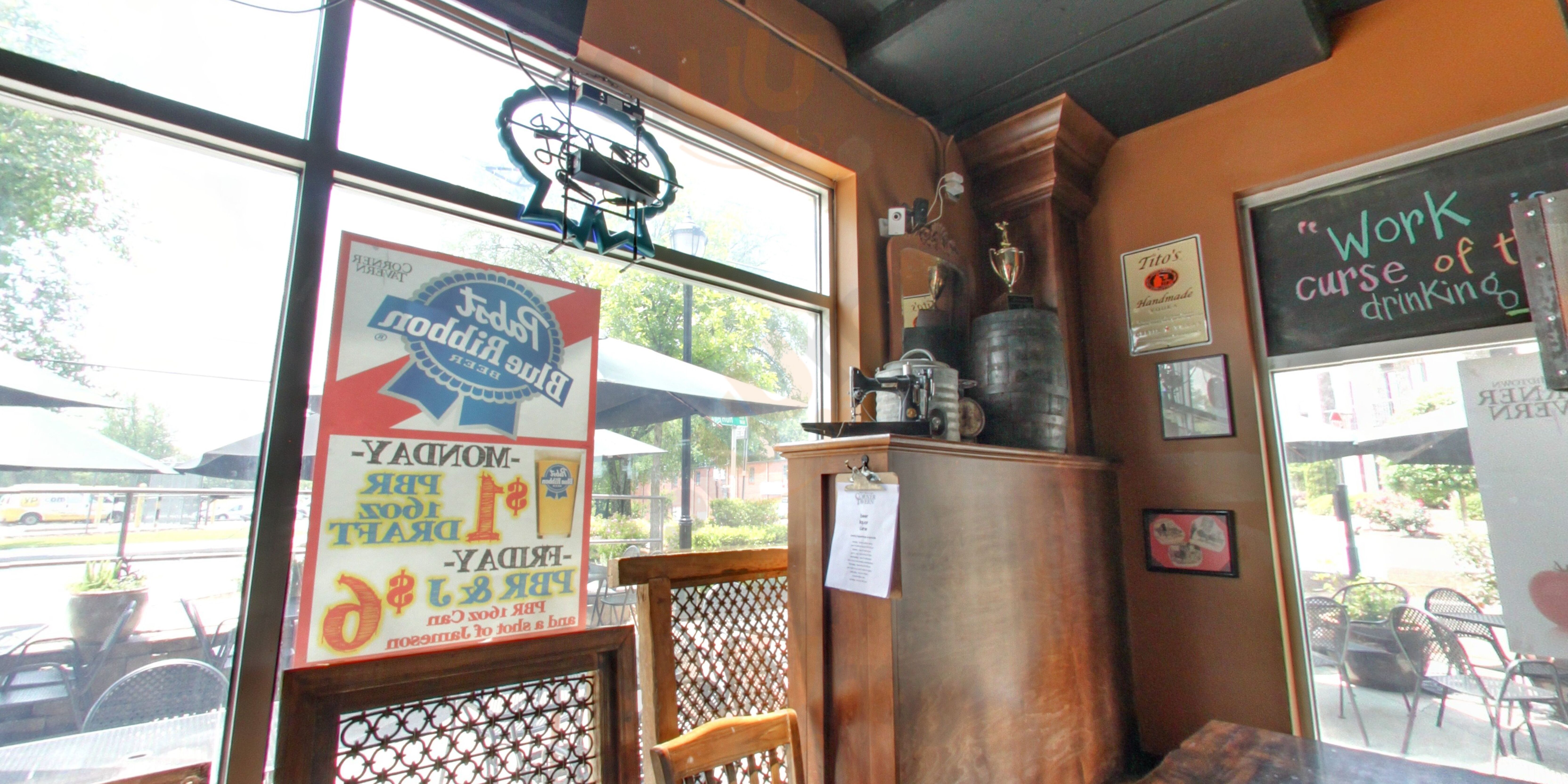 West Midtown Corner Tavern