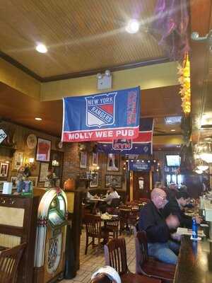 Molly Wee Pub
