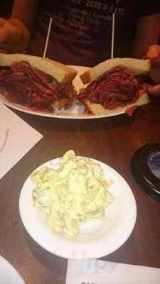Carnegie St. Deli
